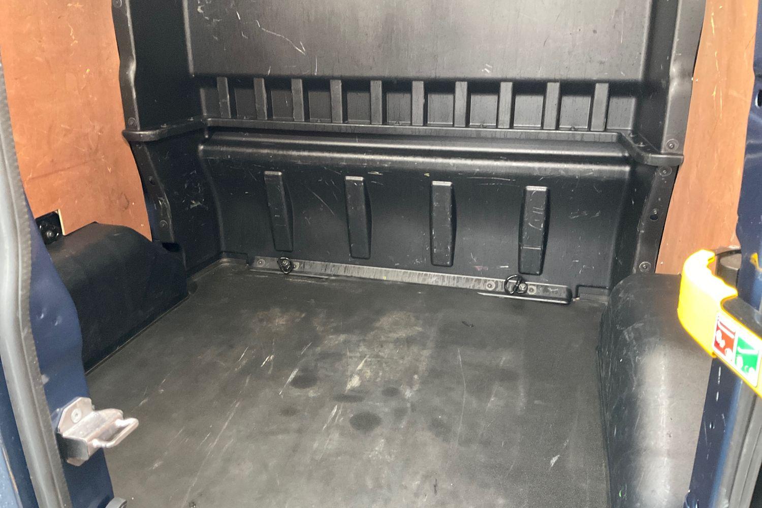 Ford TRANSIT CUSTOM Photo 3