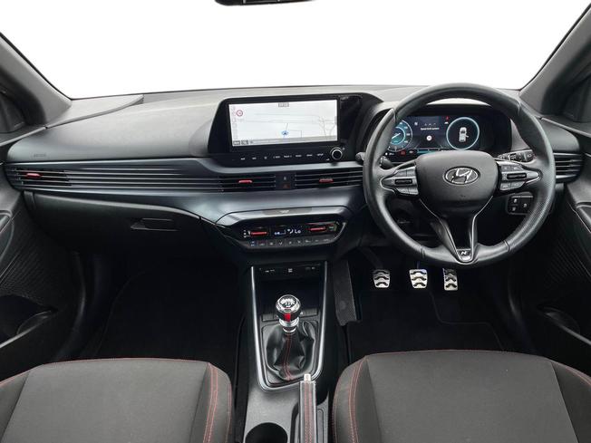 HYUNDAI i20 Photo 10