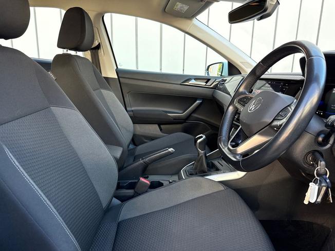 VOLKSWAGEN Polo Photo 41