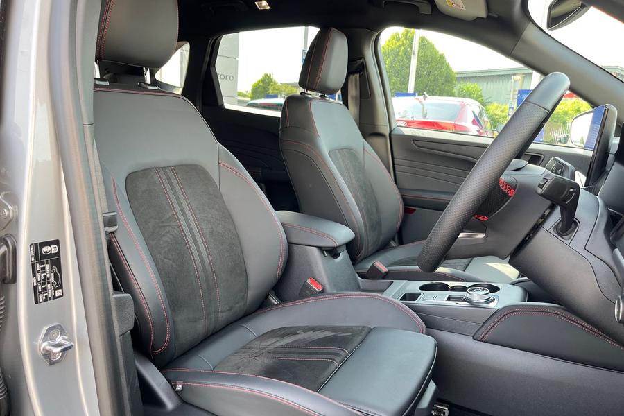 Ford KUGA Photo autoimg-84577430695e2963b9f51f178ee87fd3dff8e275.jpg