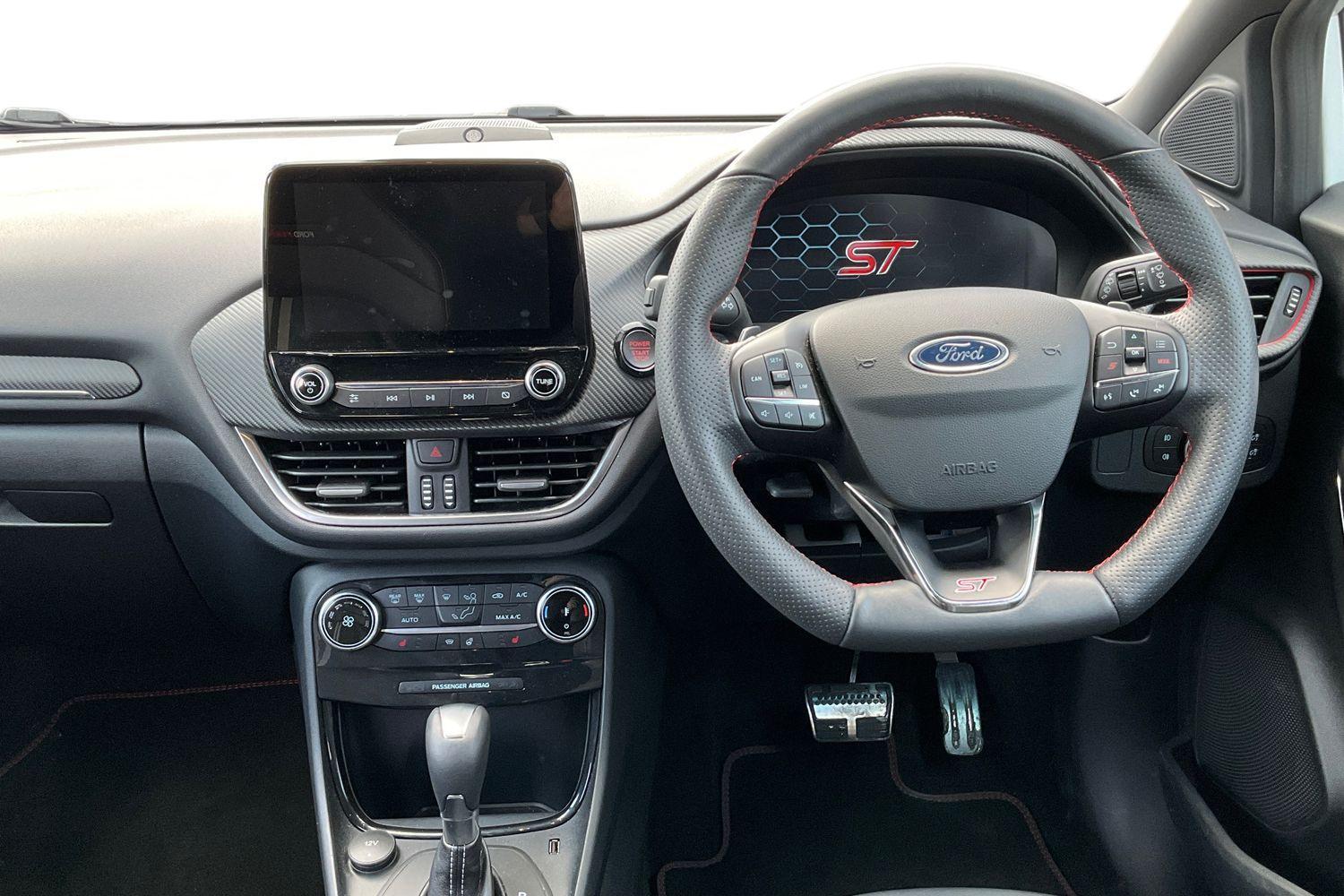 Ford PUMA Photo 10