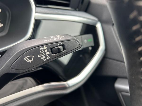 Audi Q3 Photo autoimg-8459a037fc445debe3650264e1f4fc3ea56605e1.jpg