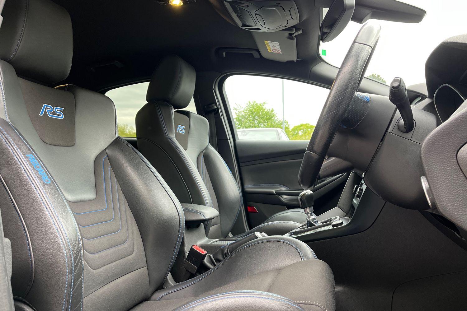 Ford Focus RS Photo 16
