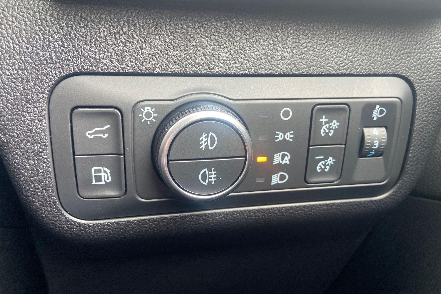 Ford KUGA Photo 30