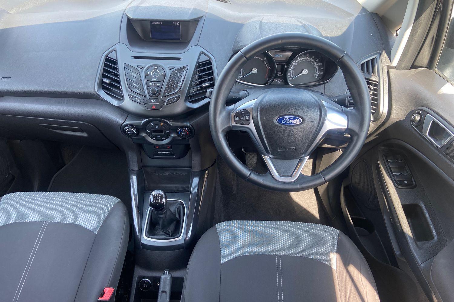Ford ECOSPORT Photo 10