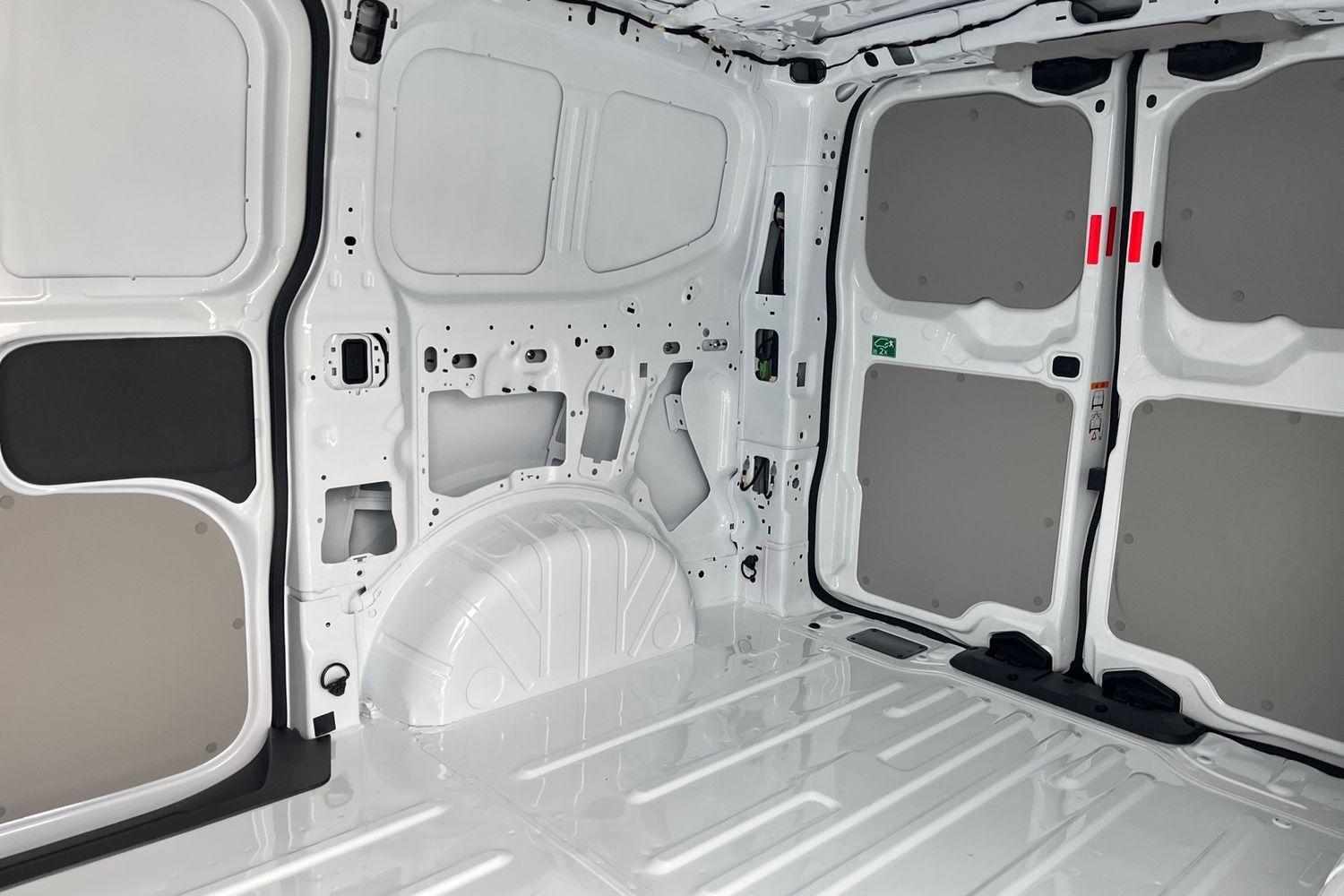Ford E-TRANSIT CUSTOM Photo 4