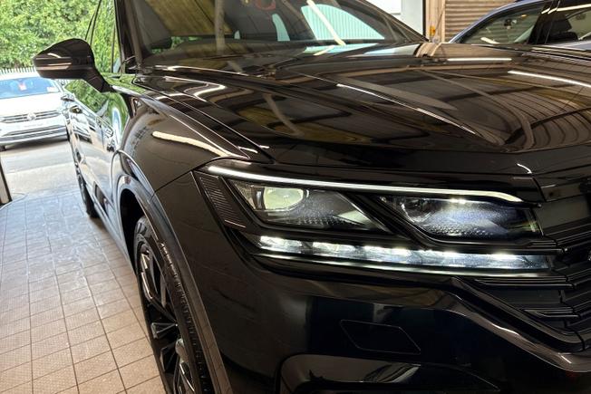 Volkswagen Touareg Photo 19