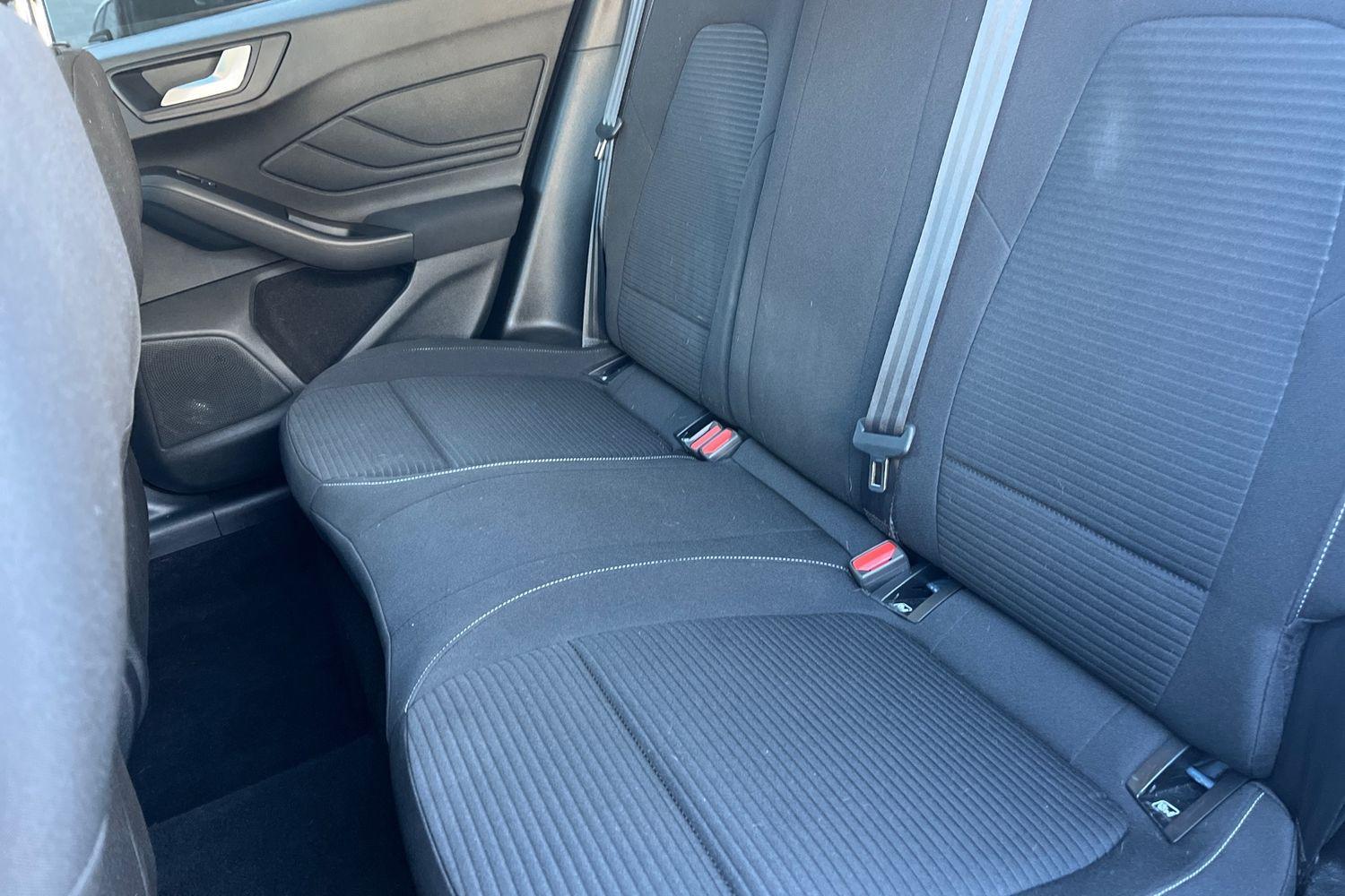 Ford Focus Photo 19