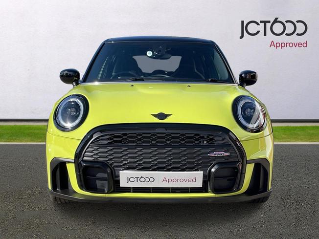MINI Hatch Photo 8