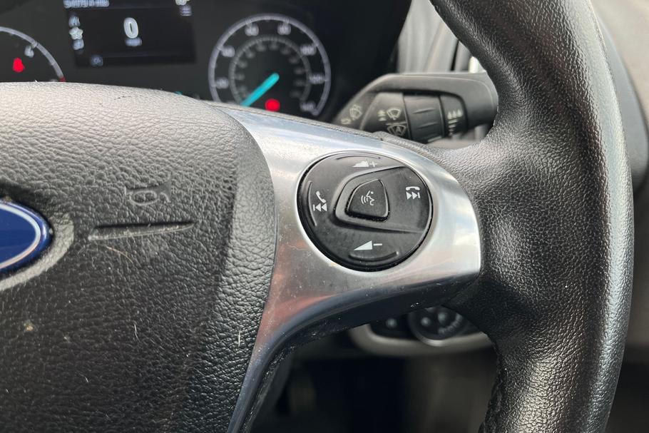 Used FORD TRANSIT CONNECT EX69UBS 36
