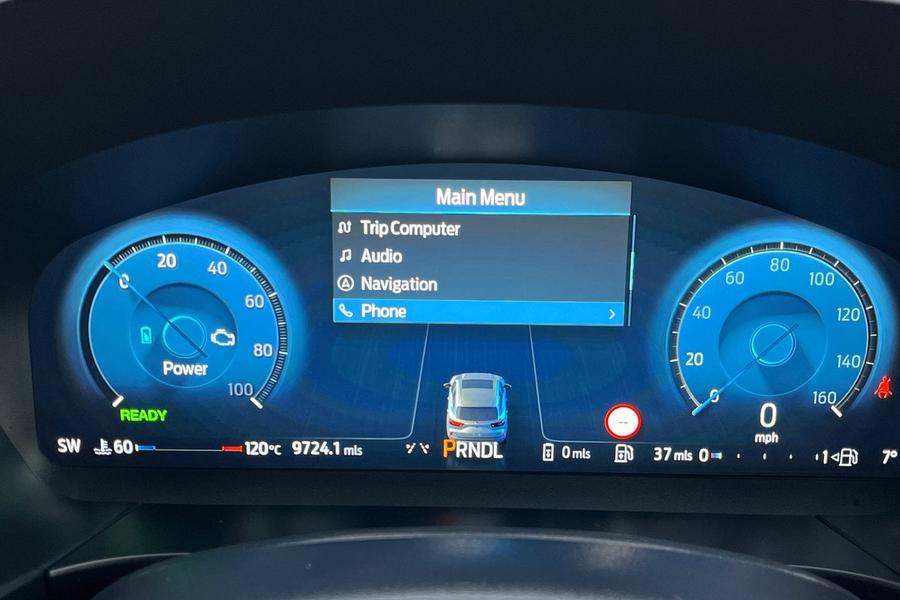 Ford KUGA Photo autoimg-846c05cef0a933b10d7f91400d351172e0d3eed7.jpg