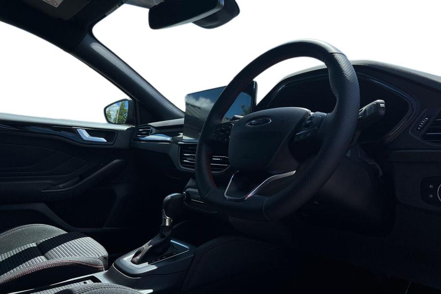 Ford Focus Photo autoimg-846c2fd158544cbecc67c06dcc7803f31aa428be.jpg