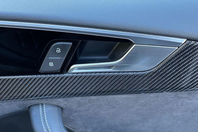 AUDI RS5 Photo 51