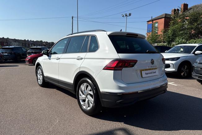 VOLKSWAGEN Tiguan Photo 23