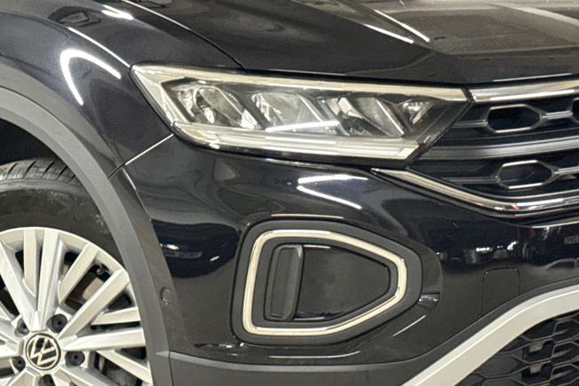 VOLKSWAGEN T-Roc Photo 19