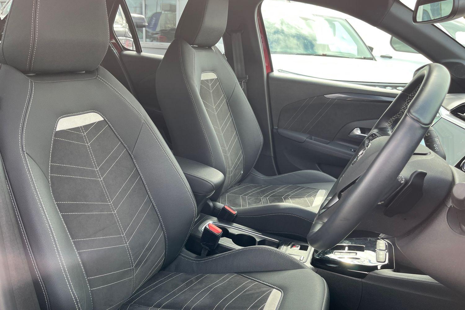 Vauxhall CORSA Photo 16