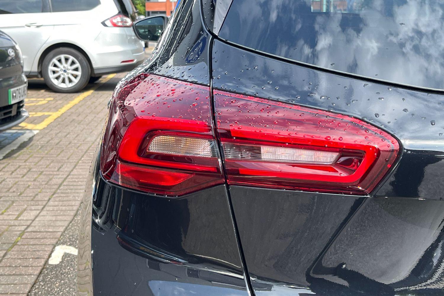 Ford Focus Photo 24