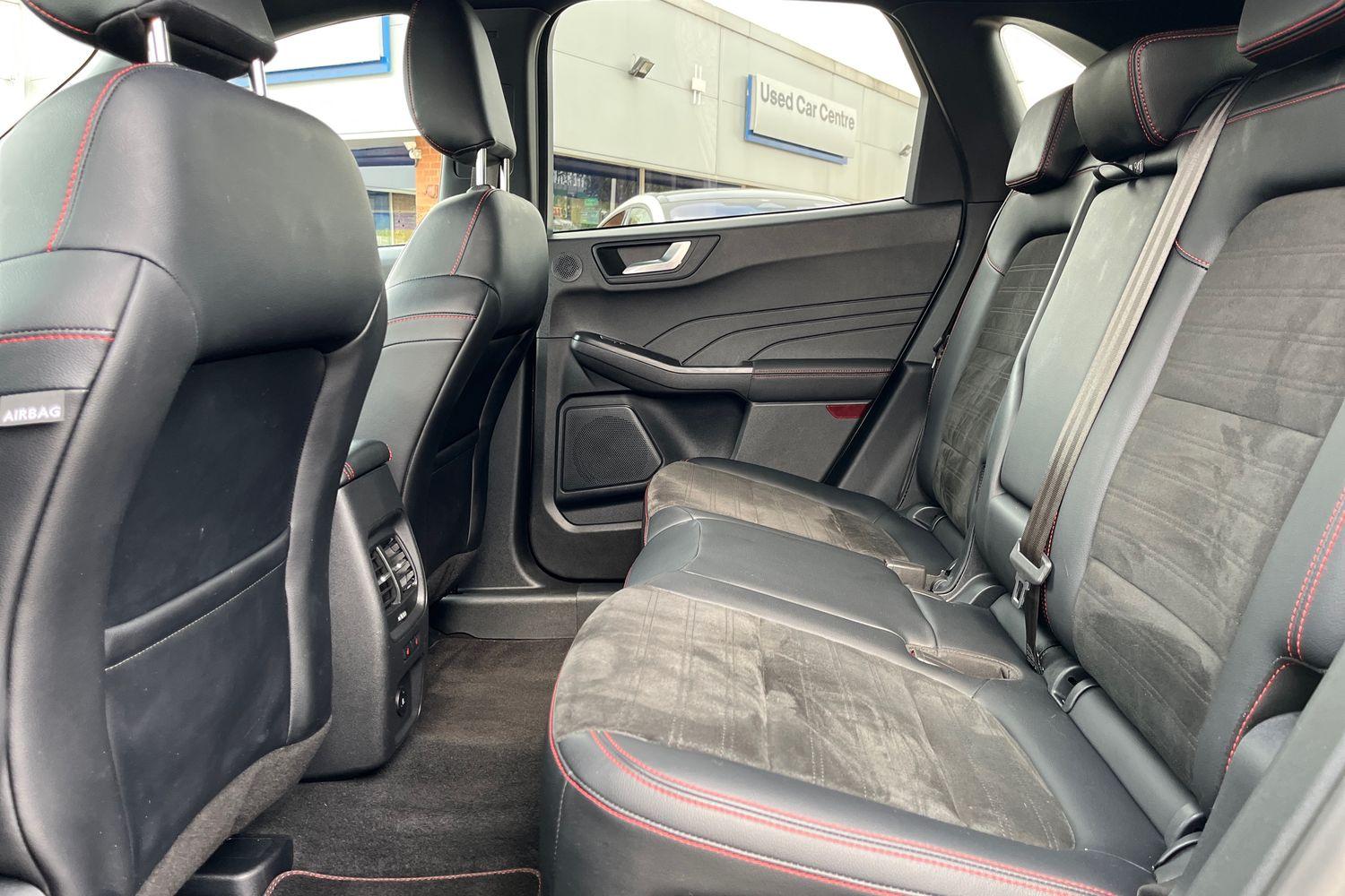 Ford KUGA Photo 19
