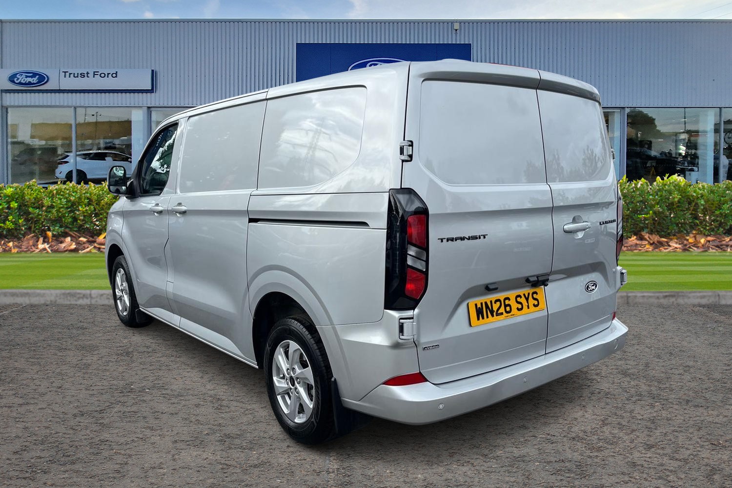Ford TRANSIT CUSTOM Photo 1