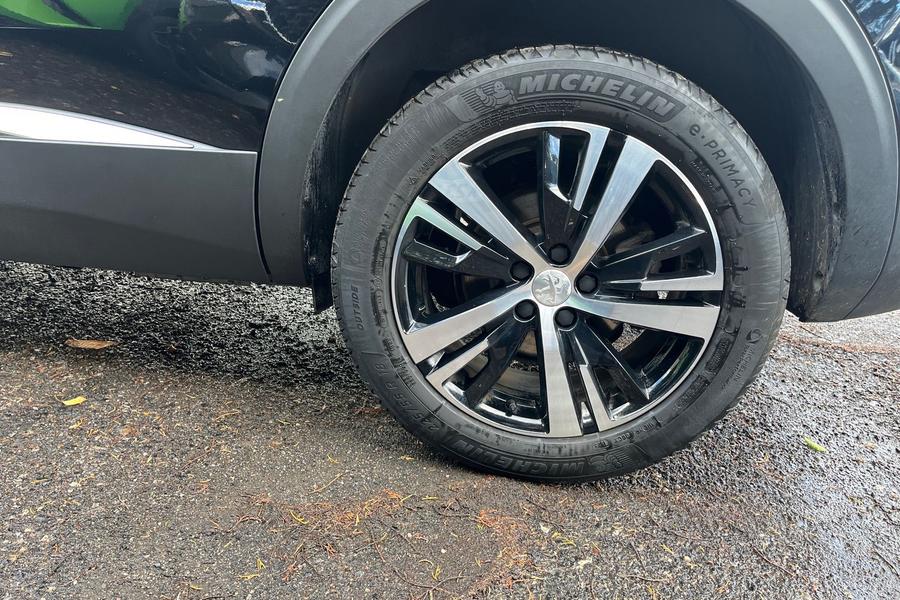 Peugeot 5008 Photo autoimg-8489aa2dea2acee61ab4e51ed33e8e9d82aed232.jpg