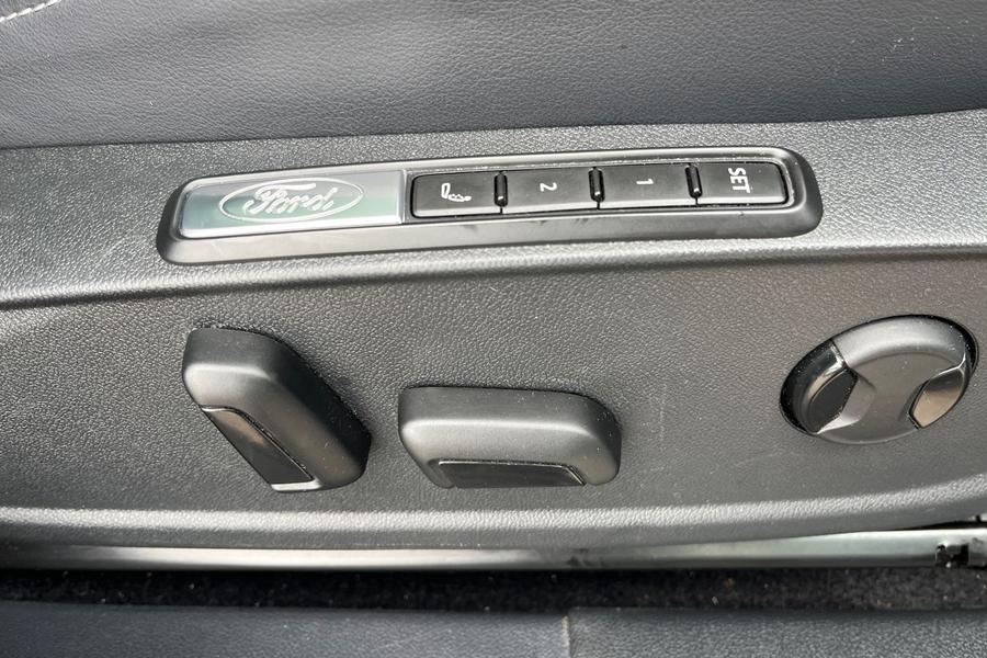 Ford Explorer Photo autoimg-8489ebf4205a302e37c83866c4bb276c45ed1804.jpg