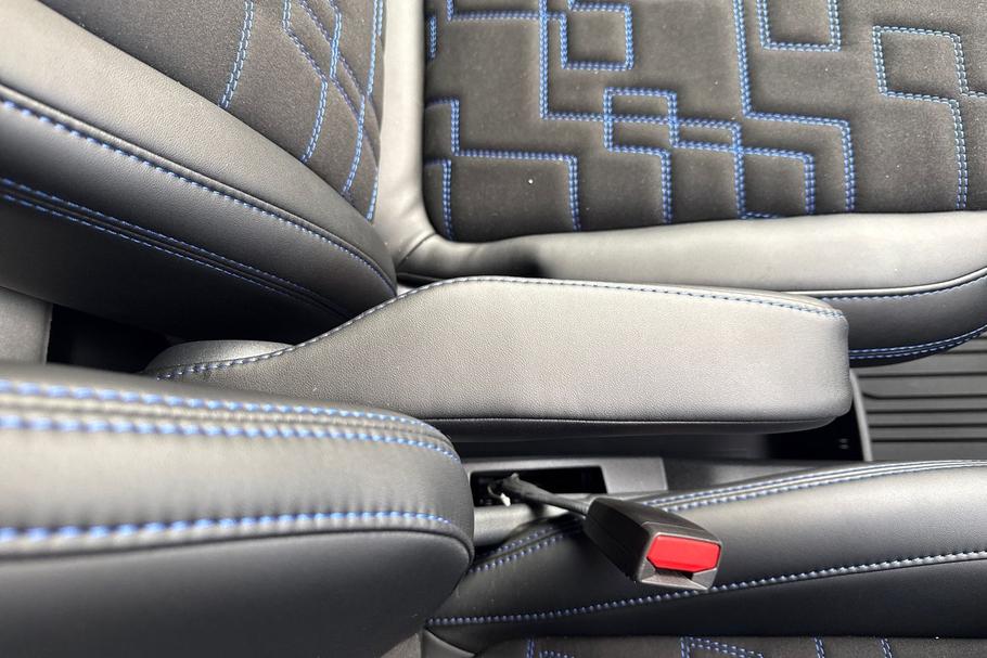 Used Ford E-TRANSIT CUSTOM YB75VXP 37