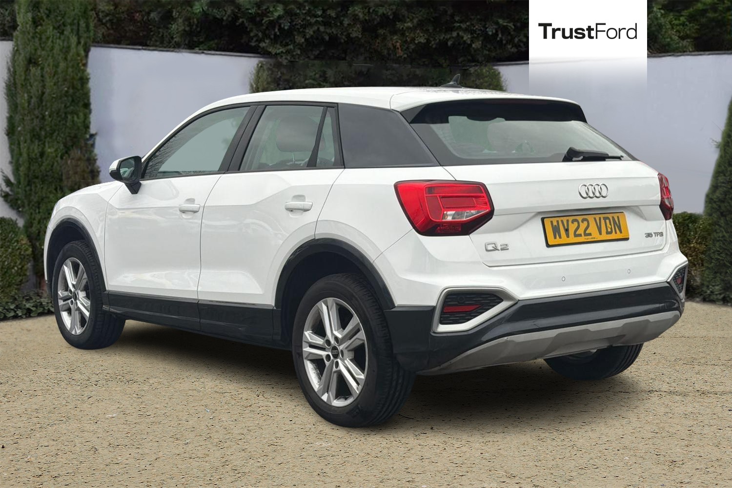 Audi Q2 Photo 1