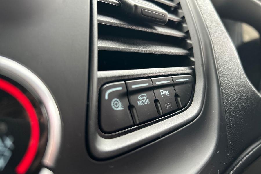 Ford TRANSIT CUSTOM Photo autoimg-849648d0c92330652b7a1c6356ac067f4f65a644.jpg