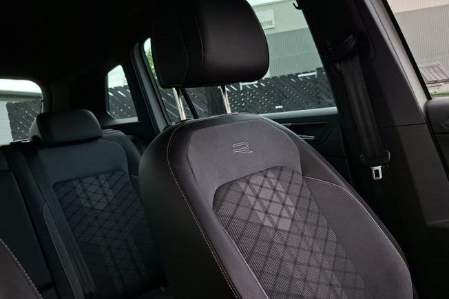 VOLKSWAGEN Tiguan Photo 25