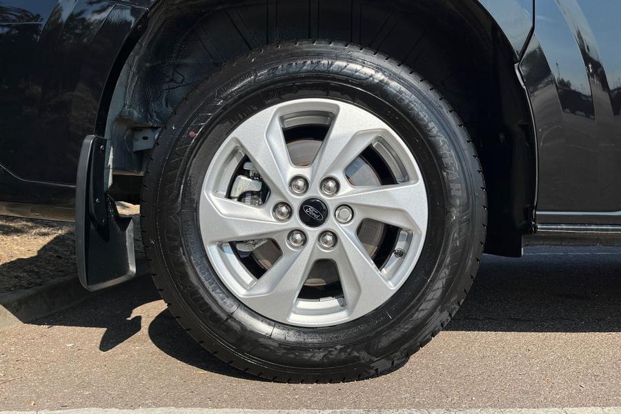 Ford Transit Custom Photo autoimg-849af8bbed2c4fa05d80d2e5a4b71d4bb9500469.jpg