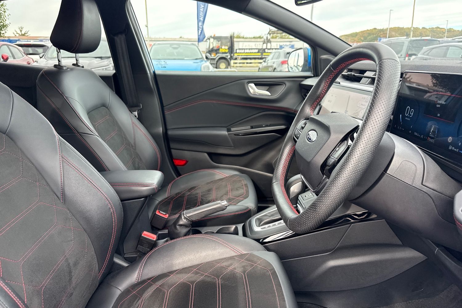 Ford PUMA Photo 16