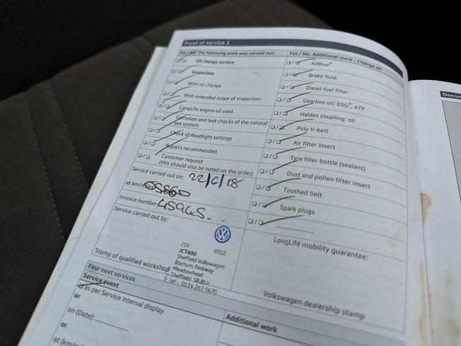 VOLKSWAGEN Touran Photo 47
