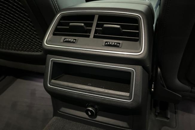 AUDI A6 Avant Photo 29