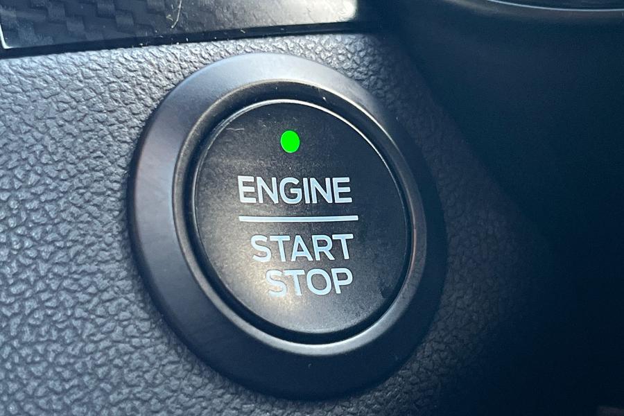 Ford KUGA Photo autoimg-84a23bc9aa8e60ea199081d1c48178489d9f0629.jpg