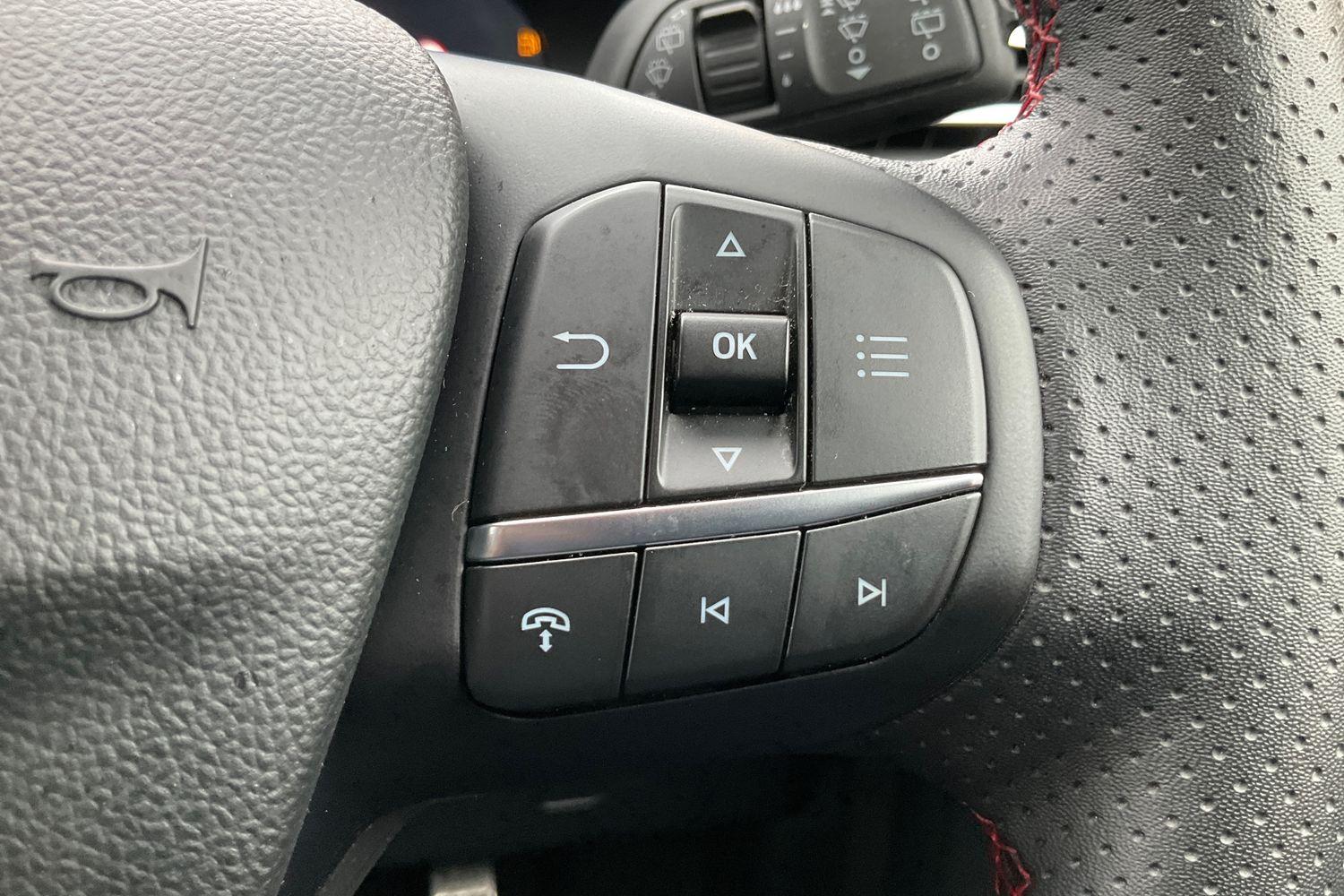Ford KUGA Photo 33