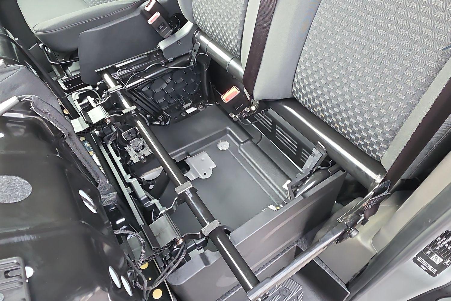 Ford E-TRANSIT Photo 23