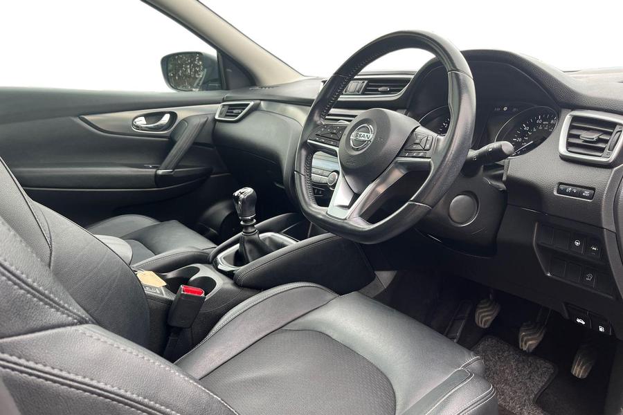 Nissan QASHQAI Photo autoimg-84aa89e430a04c4ffb99d047271144eda65b17d4.jpg