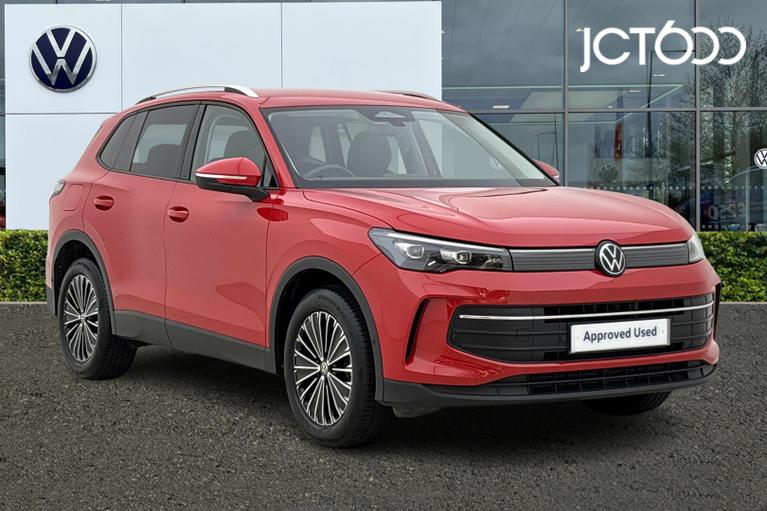 Used 2024 VOLKSWAGEN Tiguan 1.5 eTSI MHEV Match SUV 5dr Petrol Hybrid DSG Euro 6 (s/s) (150 ps) Red at JCT600