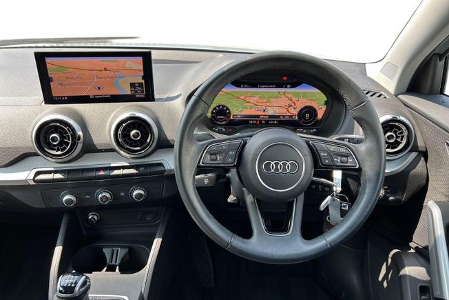 AUDI Q2 Photo 11