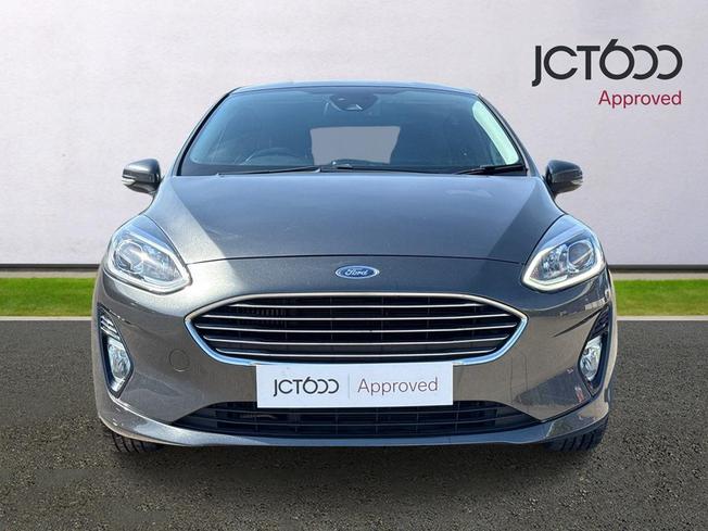 FORD Fiesta Photo 8