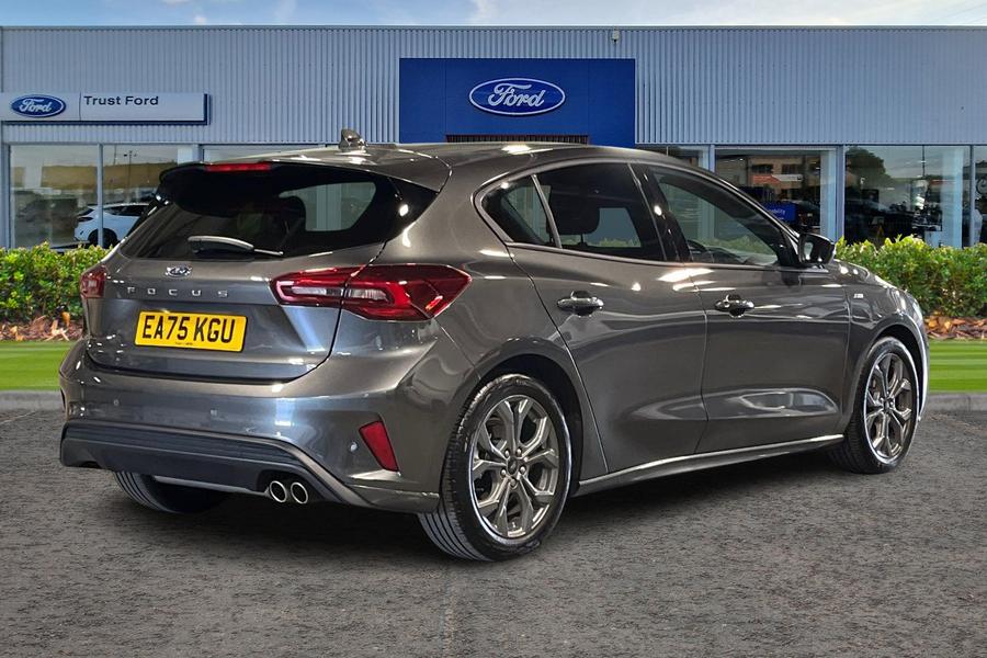 Ford Focus Photo autoimg-84aee952231f7a42fabf3909cdf309de6d1ee8dc.jpg