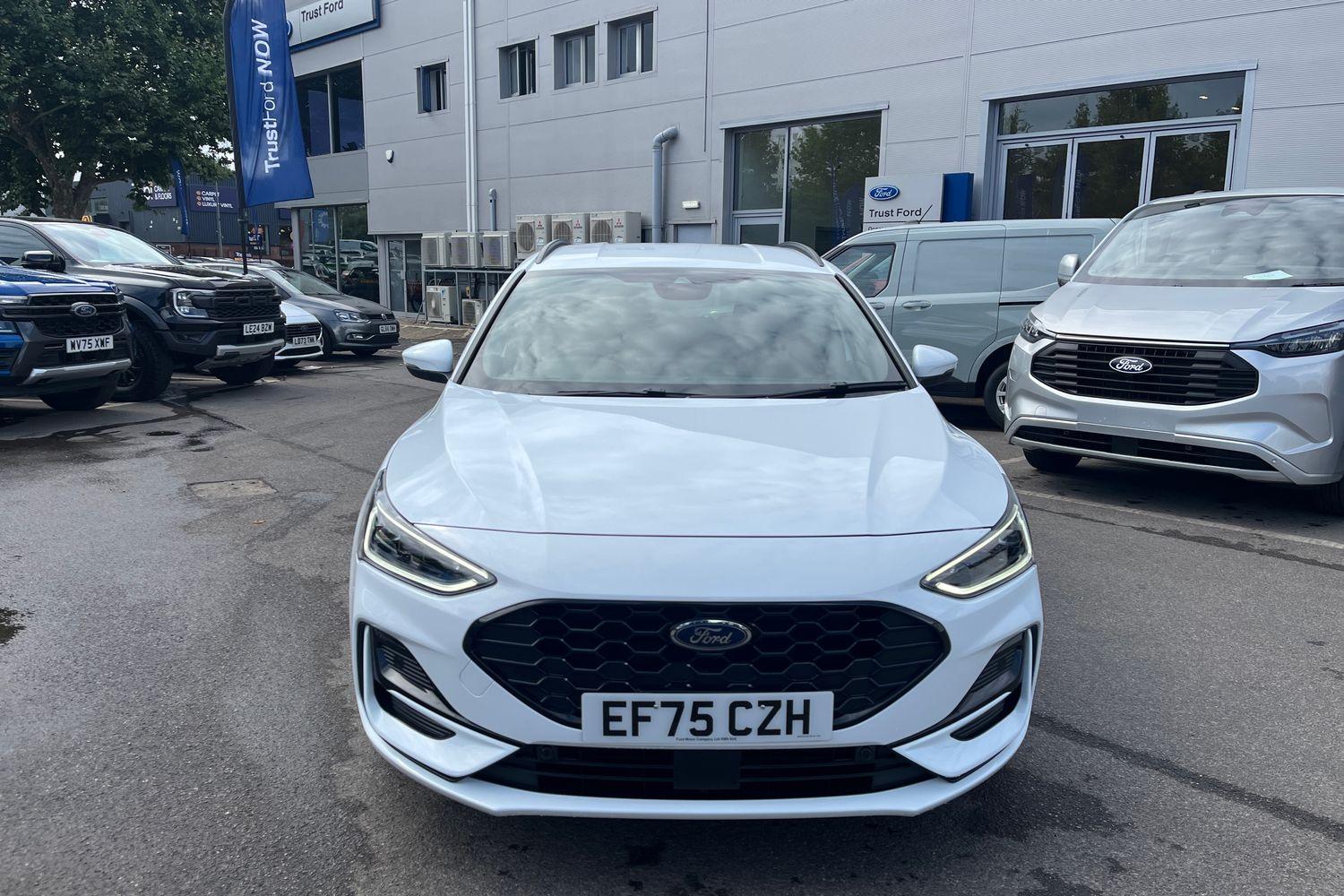 Ford FOCUS Photo 37