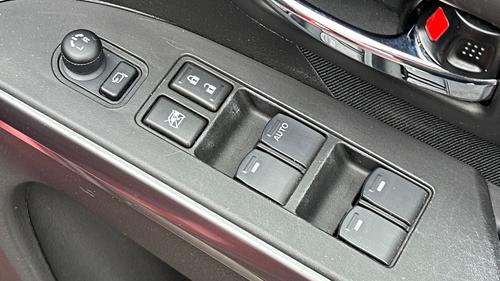 Suzuki SX4 Photo autoimg-84b0e15bf64279b0b9de82b6b8c71cf7faa270b2.jpg