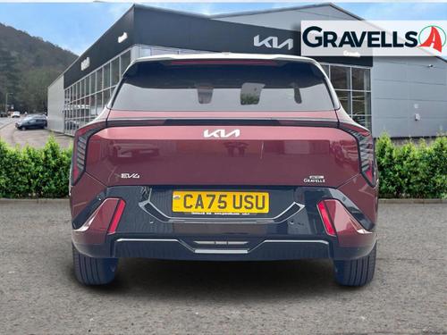 Kia EV4 Photo autoimg-84b104856161714a76f48838dcc586c2e8807a8f.jpg