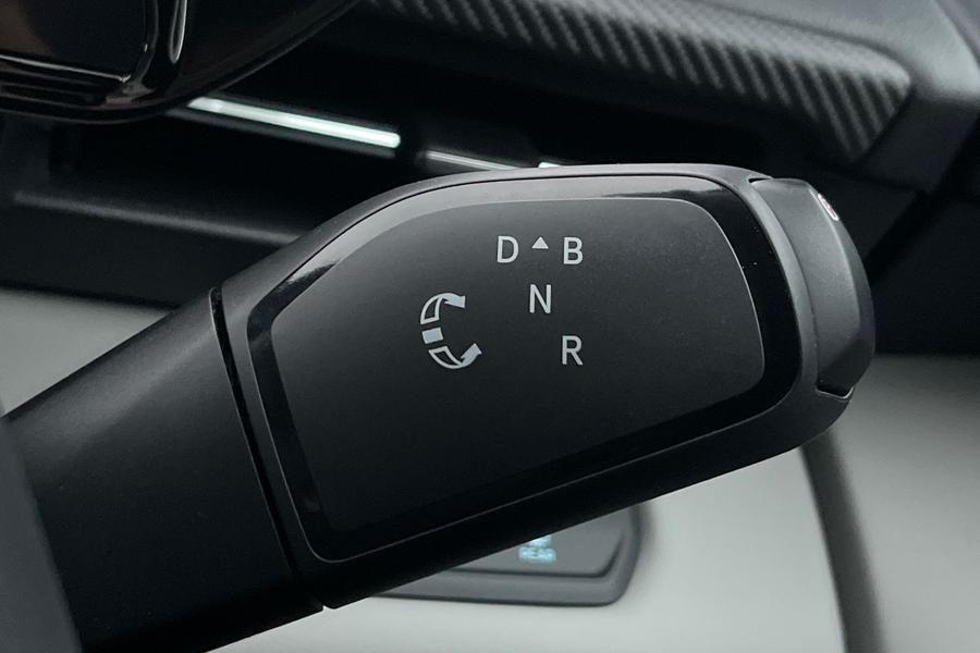 Ford EXPLORER Photo autoimg-84b1b2996e689a8b81dbdf2326fc028cb4578166.jpg
