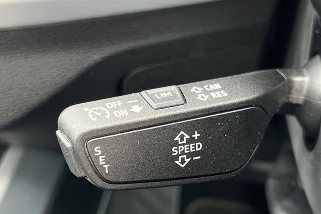 AUDI Q2 Photo 27