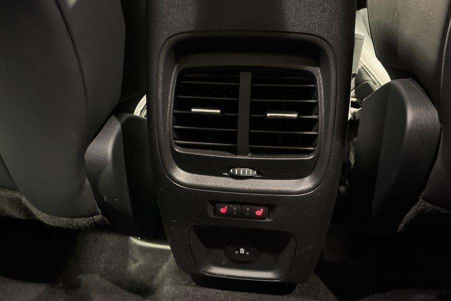 Ford KUGA Photo autoimg-84b20ab78768fb3008115c410e4c8d0426c6ea42.jpg