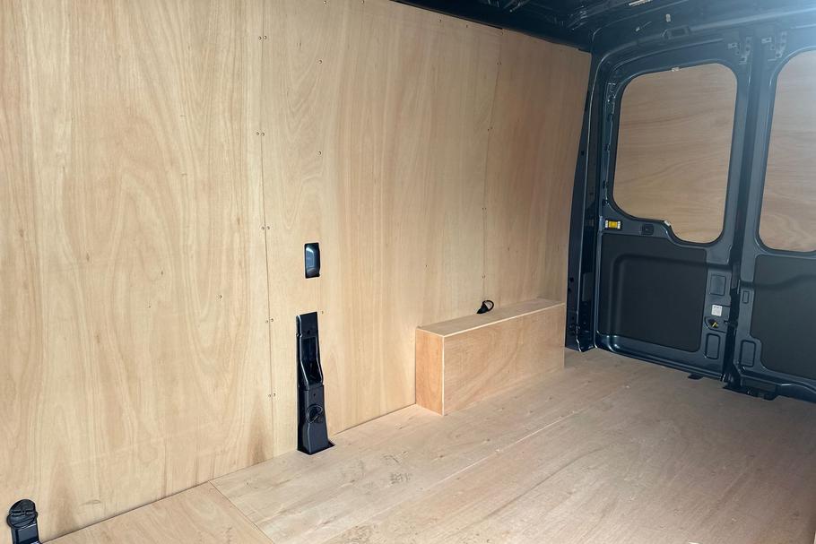 Used FORD TRANSIT WP75KCV 4