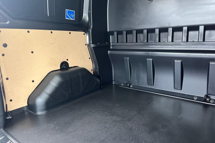 Used FORD TRANSIT CUSTOM YL23CZA 4