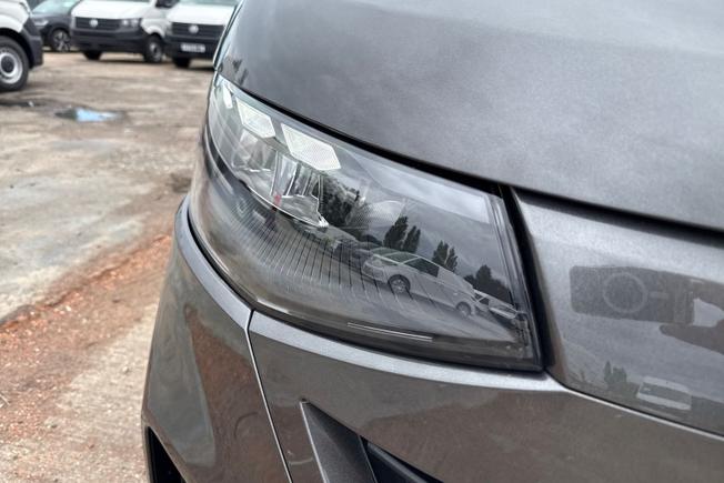 VOLKSWAGEN Transporter Photo 19
